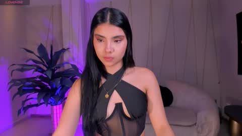 Call me Mia  online show from November 2025 11:55:02 AM