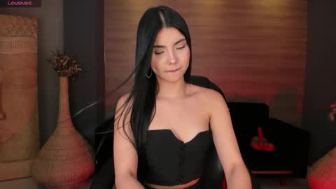 Call me Mia  online show from February 2026 07:26:01 PM