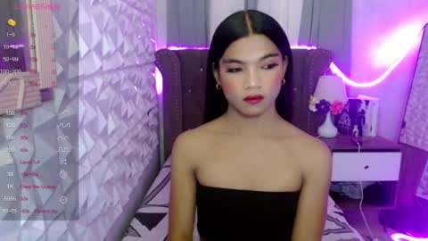miamalkovax online show from June 2026 04:42:01 PM