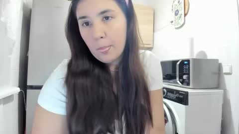 MiaMarrone online show from November 2025 06:30:01 PM