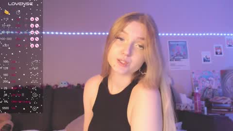 Snapshot of miamiameow chatting on February 2025 07:21:01 PM Mia online show from February 2025 07:21:01 PM