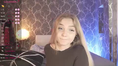Mia online show from July 2026 01:50:01 PM