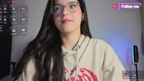 Mia online show from April 2026 09:45:01 AM