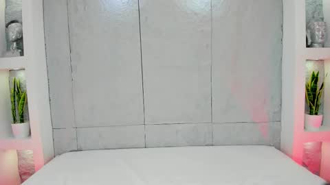 Mia Mistrex online show from October 2025 04:02:01 AM