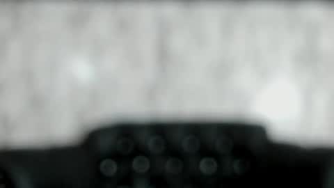 Snapshot of miamontoya chatting on January 2025 04:57:01 PM Mia -5 7001400 Follow online show from January 2025 04:57:01 PM