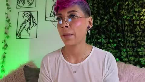 Snapshot of miamorgann chatting on October 2025 02:41:02 PM Mia Morgann online show from October 2025 02:41:02 PM