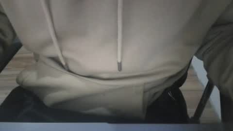 Snapshot of miamorr_ chatting on December 2025 03:37:02 AM miamorr_ online show from December 2025 03:37:02 AM