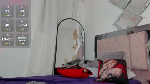 Snapshot of miapearls_ chatting on December 2025 02:16:02 AM miapearls_ online show from December 2025 02:16:02 AM