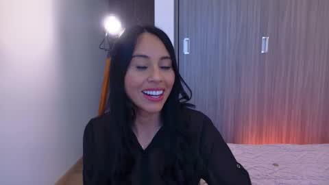 Snapshot of miarouss3 chatting on November 2025 01:32:01 PM My name is Mia Please say hello I like to chat with you. If you have requests or dirty talk please use tip online show from November 2025 01:32:01 PM