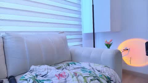 Snapshot of miarouss3 chatting on December 2025 06:16:01 PM My name is Mia Please say hello I like to chat with you. If you have requests or dirty talk please use tip online show from December 2025 06:16:01 PM