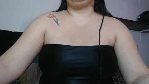 MiaSP online show from October 2025 02:10:01 AM