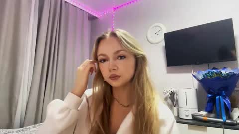 Milana online show from February 2026 07:45:02 PM