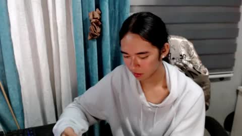 Snapshot of miatrixs chatting on April 2026 06:52:02 PM Mia online show from April 2026 06:52:02 PM