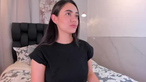 miavelvet1 online show from November 2025 03:39:01 AM