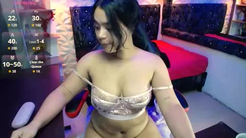 Snapshot of miavelvet_dl chatting on October 2025 12:27:01 PM mia online show from October 2025 12:27:01 PM