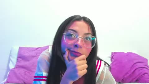 Snapshot of miaweiss chatting on June 2026 03:35:01 PM MiaWeiss online show from June 2026 03:35:01 PM