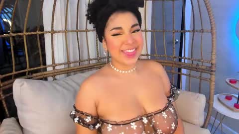 Mia online show from February 2025 04:01:01 AM