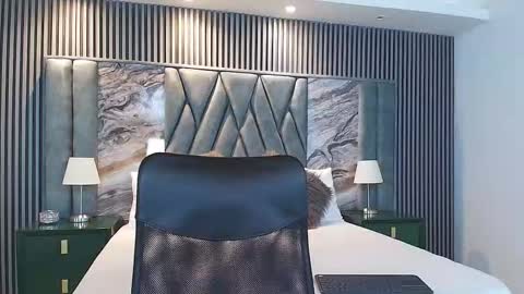 Michael online show from February 2026 07:52:01 PM