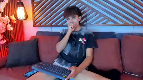 Snapshot of michael_banks chatting on August 2026 10:12:02 PM michael_banks online show from August 2026 10:12:02 PM