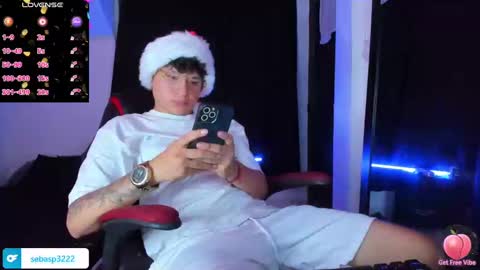 Snapshot of michael_kendall0 chatting on December 2024 10:49:02 PM michael independent model  online show from December 2024 10:49:02 PM