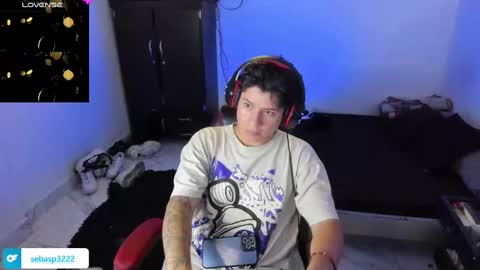 Snapshot of michael_kendall0 chatting on January 2025 01:26:01 AM michael independent model  online show from January 2025 01:26:01 AM