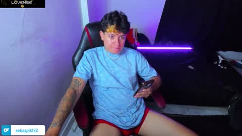 Snapshot of michael_kendall0 chatting on October 2025 01:36:02 AM michael independent model  online show from October 2025 01:36:02 AM