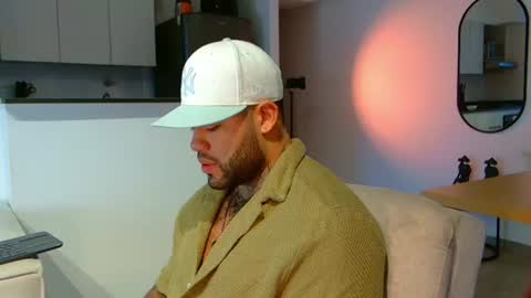 Snapshot of michael_salens chatting on June 2026 12:18:02 PM Michael Salens independent model online show from June 2026 12:18:02 PM