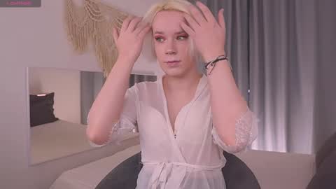 Michel online show from March 2025 05:40:02 AM