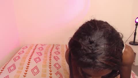 Snapshot of michaela_cox chatting on November 2025 06:24:02 PM Michaela online show from November 2025 06:24:02 PM