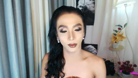 michaelagoddess online show from May 2026 04:11:02 PM