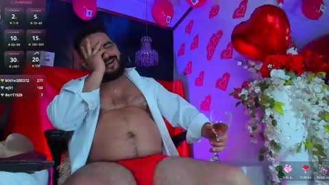 Snapshot of michaelbear_ chatting on February 2025 06:44:01 PM Michael online show from February 2025 06:44:01 PM