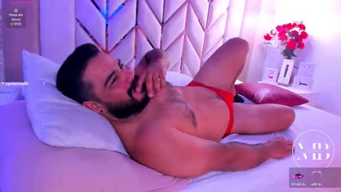 Snapshot of michaelbear_ chatting on October 2025 01:41:02 PM Michael online show from October 2025 01:41:02 PM