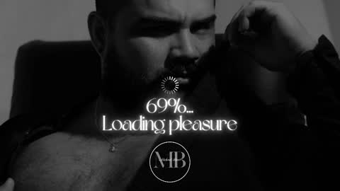 Snapshot of michaelbear_ chatting on October 2025 12:34:02 PM Michael online show from October 2025 12:34:02 PM