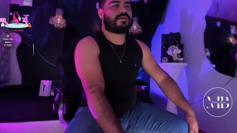 Snapshot of michaelbear_ chatting on October 2025 01:48:02 PM Michael online show from October 2025 01:48:02 PM