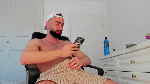 MichaelEvansx online show from March 2026 08:29:01 AM