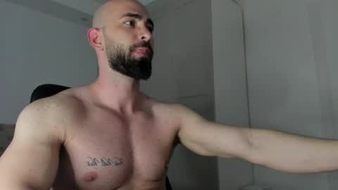 Snapshot of michaelevansx chatting on April 2026 09:12:02 PM MichaelEvansx online show from April 2026 09:12:02 PM