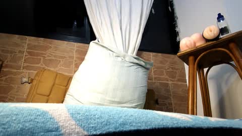 Snapshot of michaelhotbbc chatting on February 2025 05:47:02 AM Michael online show from February 2025 05:47:02 AM