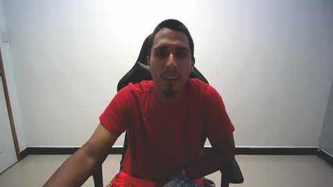 Snapshot of michaelhotbbc chatting on September 2025 05:44:01 AM Michael online show from September 2025 05:44:01 AM