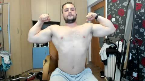 michaelragnar90 online show from June 2026 07:46:01 AM