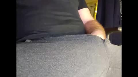 Michel online show from November 2025 02:33:02 AM