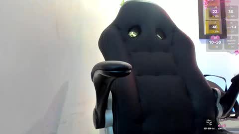 Snapshot of michel_lopez18 chatting on October 2025 10:56:02 AM michel_lopez18 online show from October 2025 10:56:02 AM