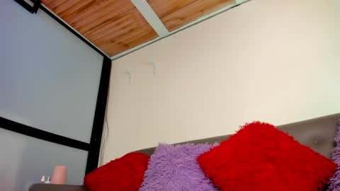 michel_vg online show from April 2026 11:22:02 AM