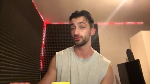 michelemagnetico online show from December 2025 11:00:01 PM