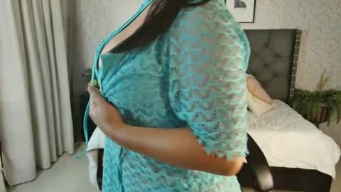 Michelle online show from January 2025 06:13:02 AM