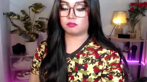 Michelle online show from December 2025 04:22:01 PM