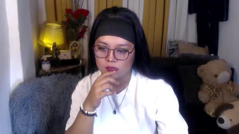Snapshot of michellechannelxxx chatting on May 2026 06:32:03 AM Michelle online show from May 2026 06:32:03 AM