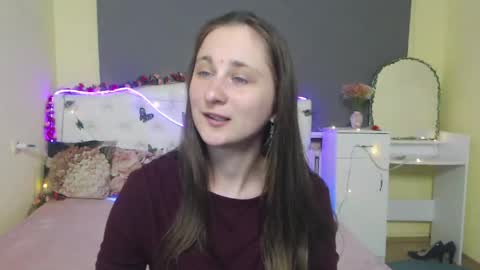 Snapshot of michellee11 chatting on April 2026 11:27:02 AM Michel online show from April 2026 11:27:02 AM