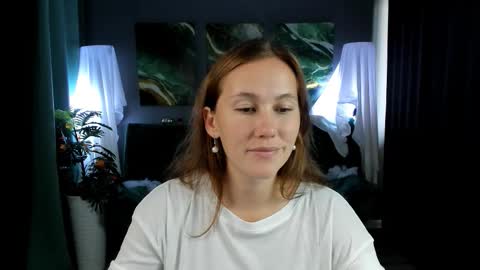 Snapshot of michelleortis chatting on November 2025 08:47:02 AM MichelleOrtis online show from November 2025 08:47:02 AM