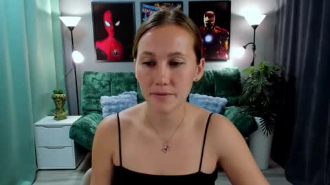 Snapshot of michelleortis chatting on November 2025 12:49:01 PM MichelleOrtis online show from November 2025 12:49:01 PM