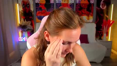 Snapshot of michelleortis chatting on December 2025 12:43:02 PM MichelleOrtis online show from December 2025 12:43:02 PM